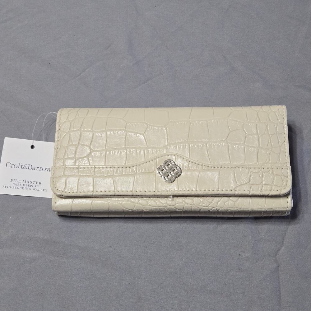 Croft & Barrow File Master RFID Safe Keeper Ivory Croc Wallet